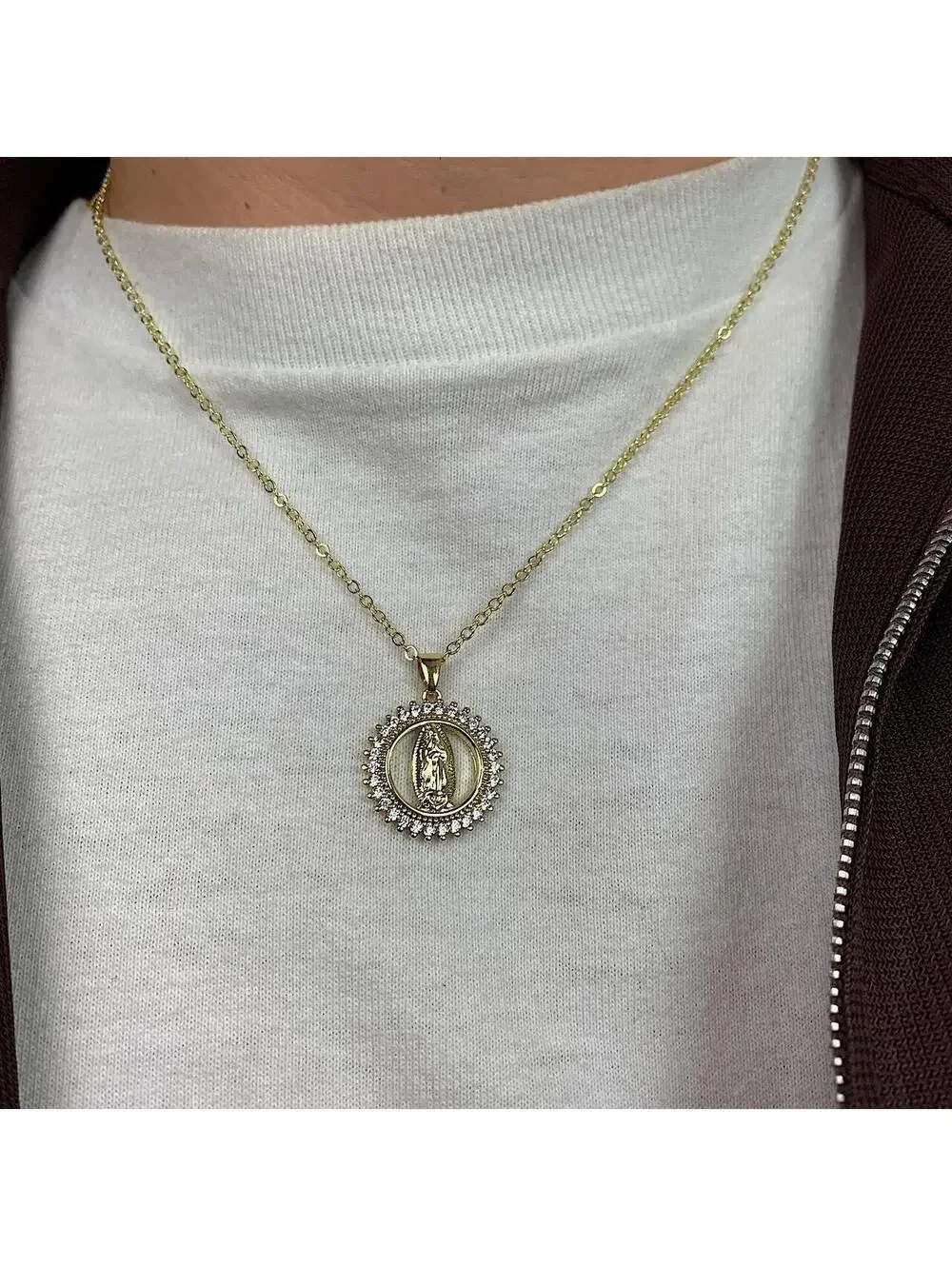 Vintage Y2K Gold Rhinestone Circle Chain Necklace